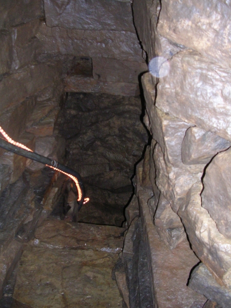 Bernie Bell: Minehowe