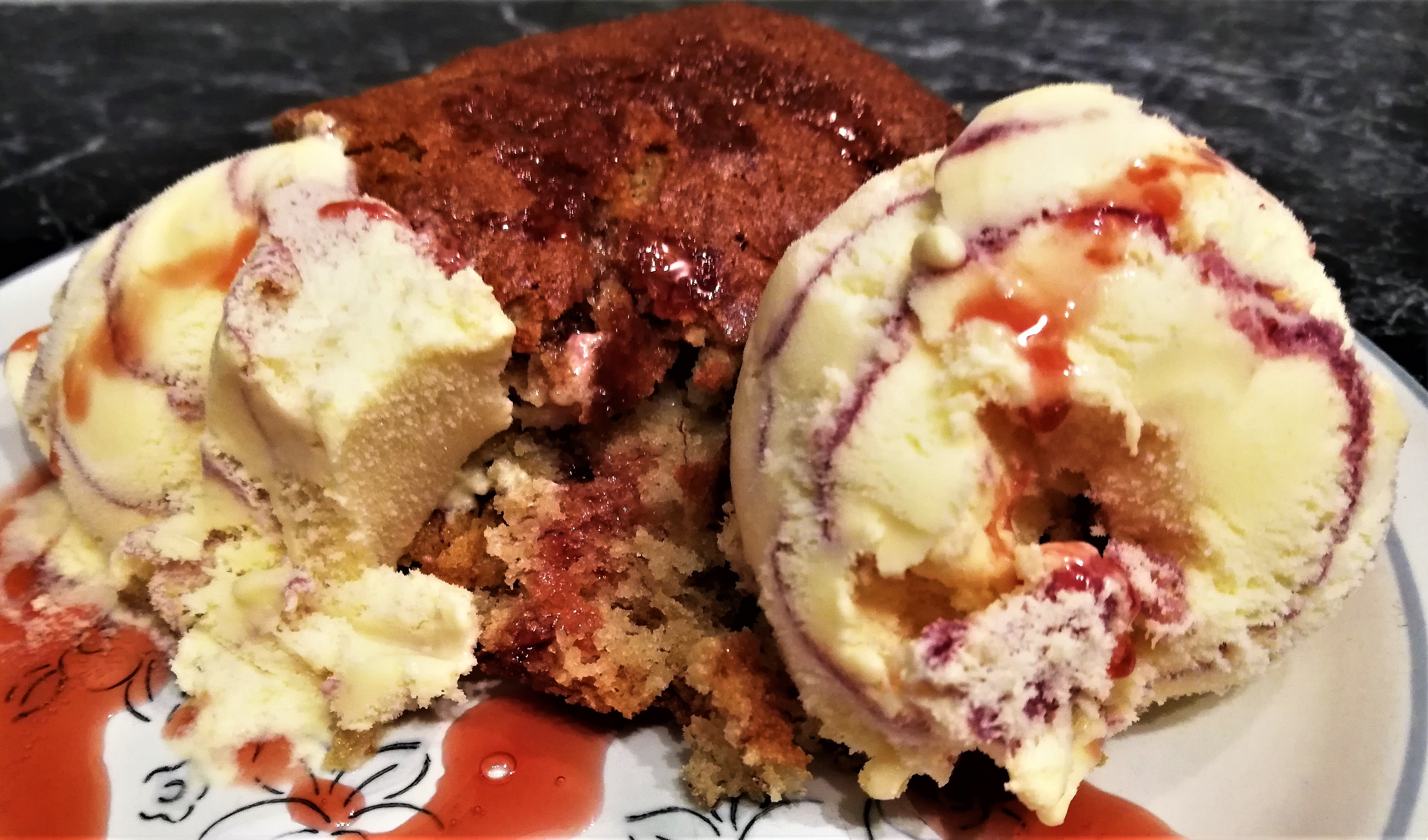 Helen’s Home Cooking:Video and Recipe for Dairy Free Banana Sponge