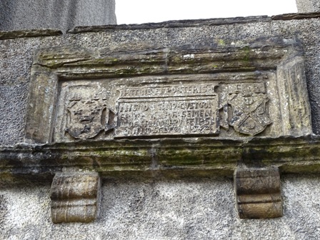 Looking Up, in Kirkwall Part 2: Broad Street