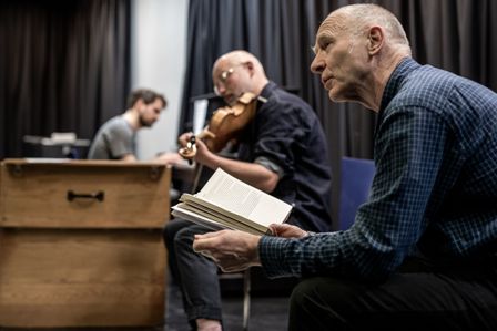 365 At The Gable End Theatre, Hoy