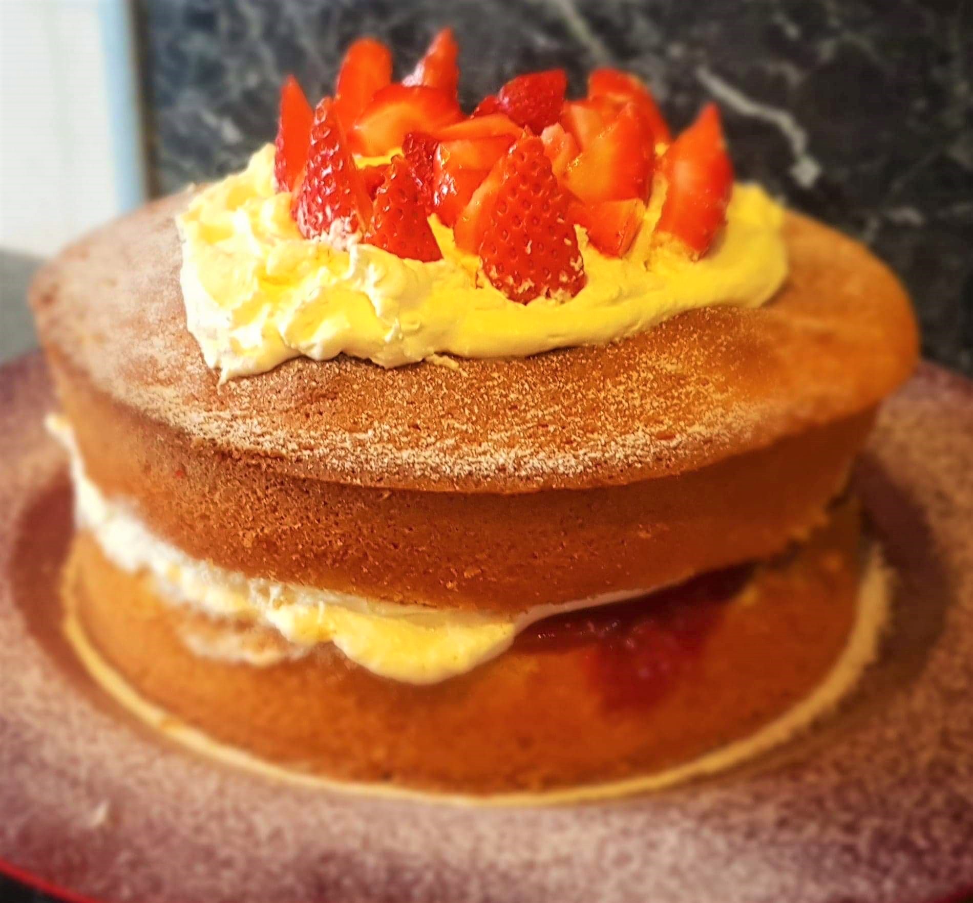 Helen’s Home Cooking:Video and Recipe for Victoria Sponge
