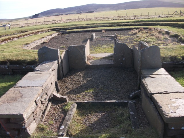 A Short Walk To The Stenness/Brodgar Stones
