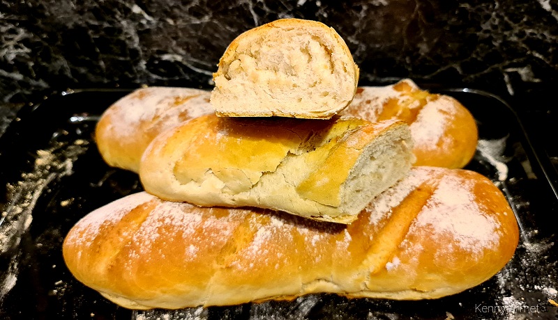 Helen’s Home Cooking: Video & Recipe for Artisan Bread