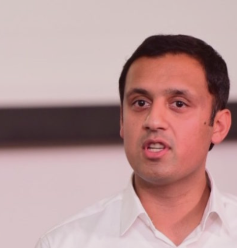 Labour Leader Calls for Halt to HIAL’s Remote Towers Plan