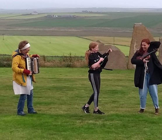 A Delightful Summer Evening at Bragi’s