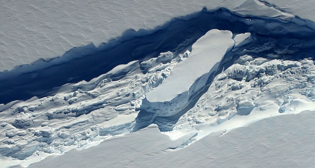 Thinning Ice Melange Causing Rifts in Antarctica’s Floating Ice
