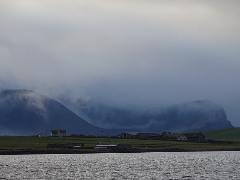 Mist lurking over the hills of Hoy
