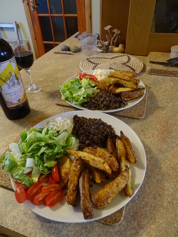 Spicy Lentils with Potato Wedges