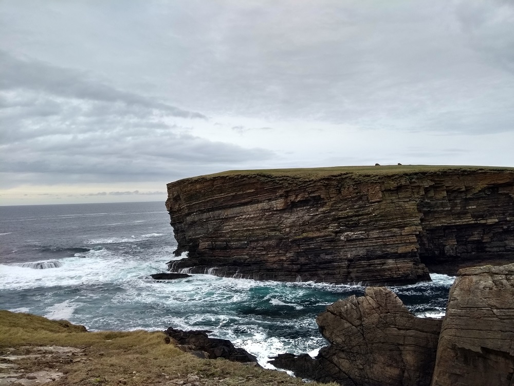 Weather Forecast: Blustery showers for today