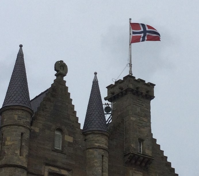 Weather Forecast: Dry with sunny spells