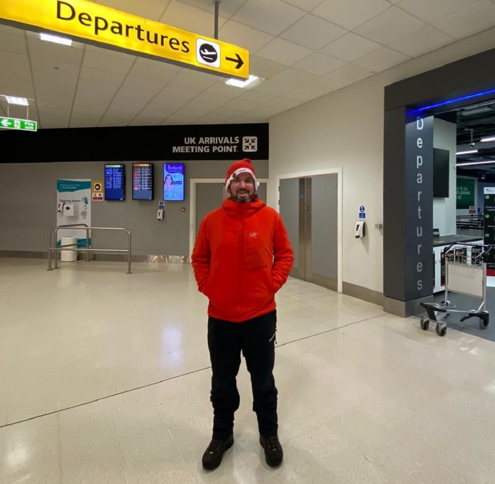 Lee Jordan: Walking Home for Christmas