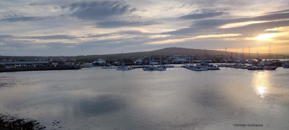 Weather Forecast: Dry warm sunny spells
