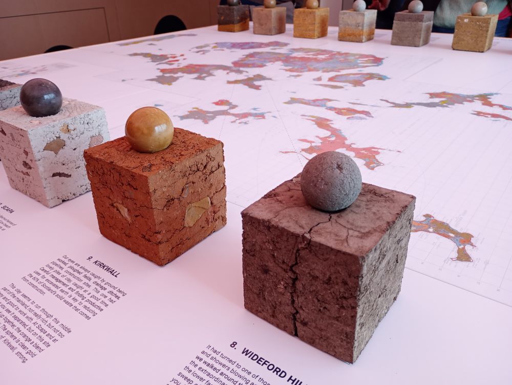 looking across the map with the cubes and spheres on two sides