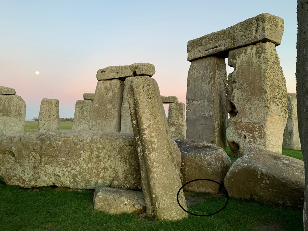 Stonehenge continues to reveal the mysteries of its construction