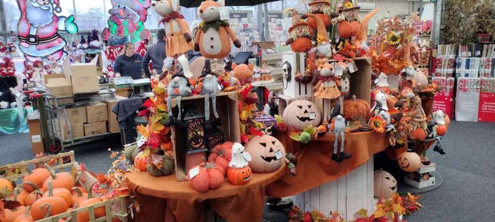 #Halloween Spooktacular Shops in Kirkwall