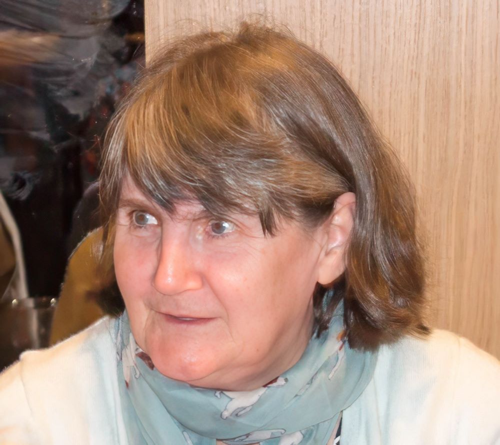 profile pic of Emily Velzian