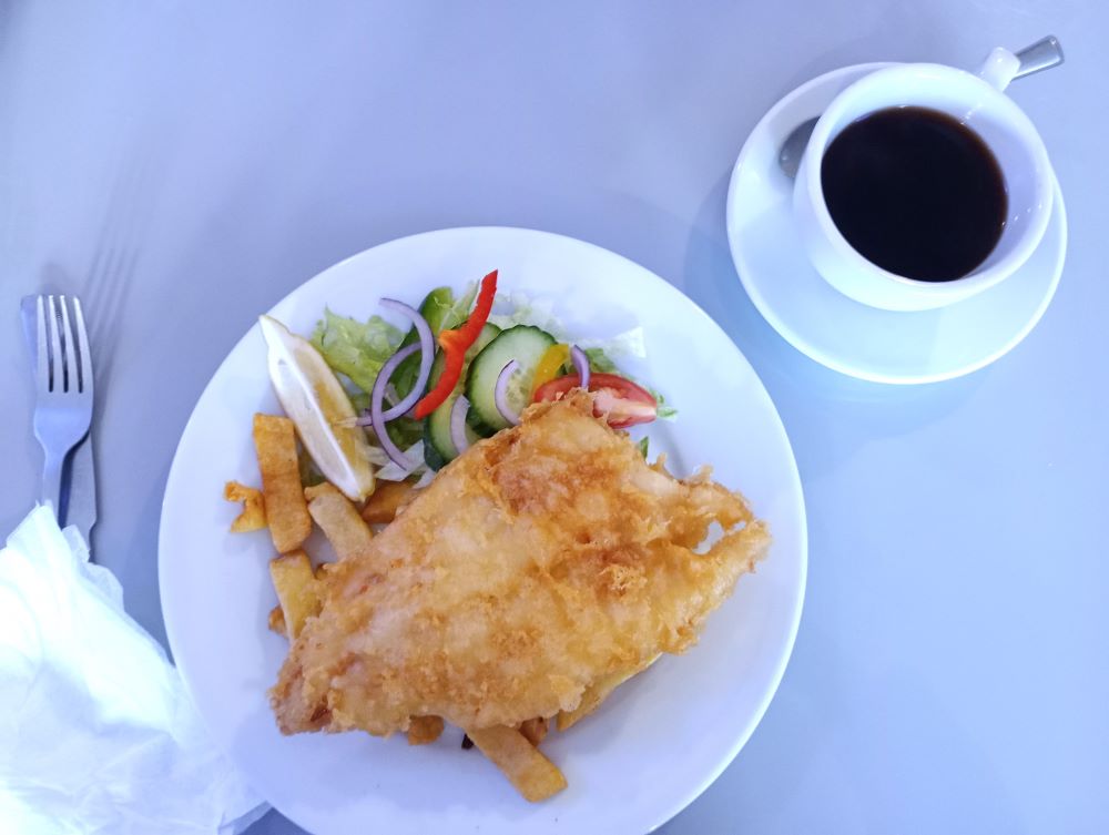 Friendly Staff and Fine Food at The Pier Bistro and Takeaway