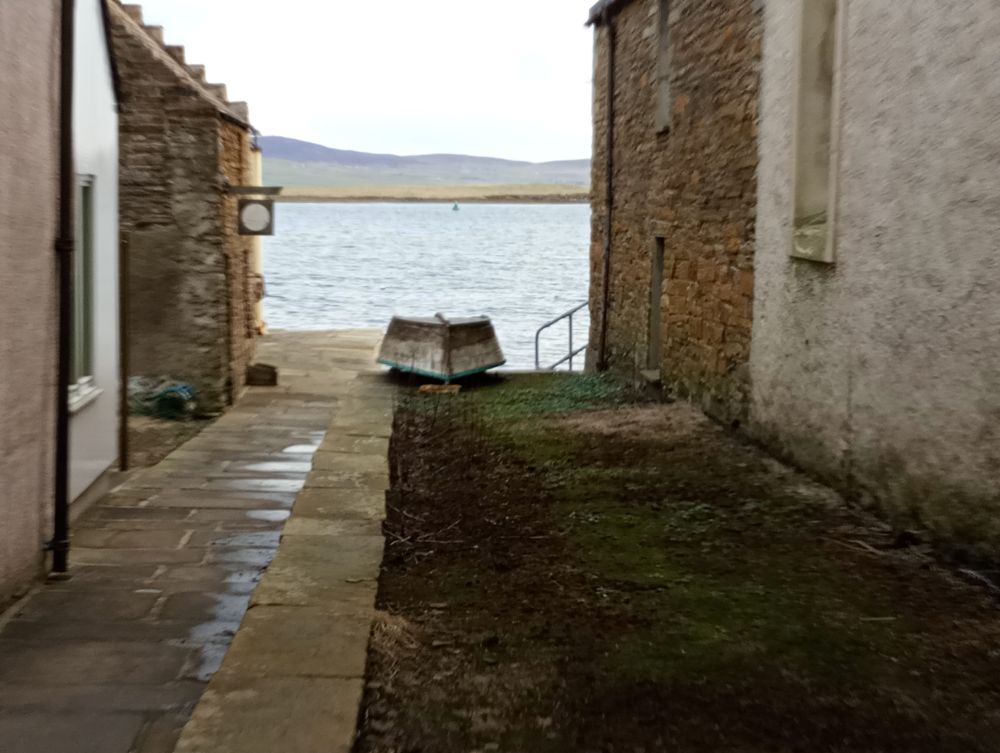 Weather Forecast 7 February : Cloudy with outbreaks of light rain. Windy