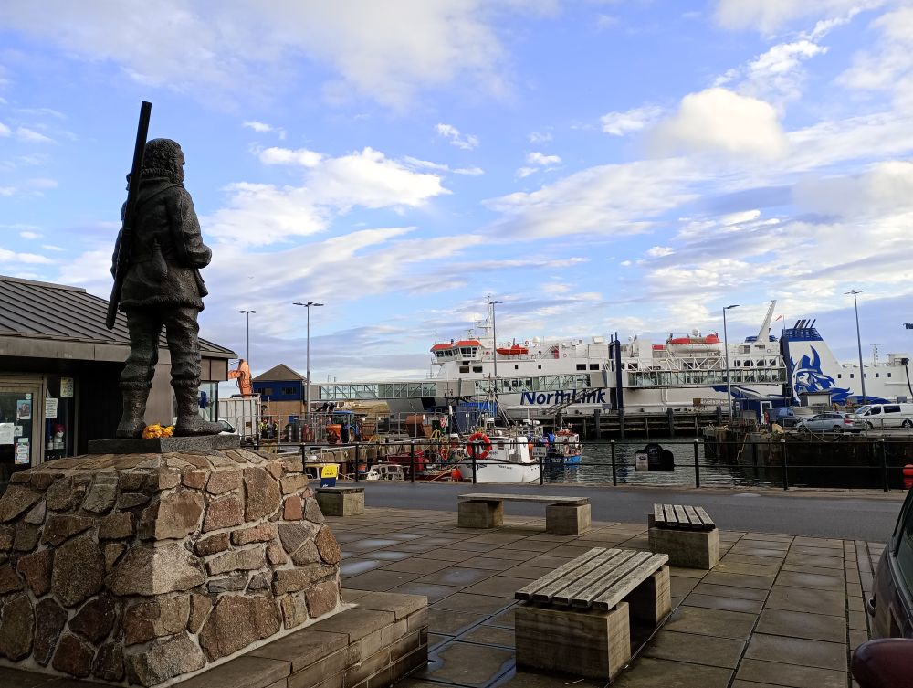 Weather Forecast 25 March: Some bright or sunny spells. A few showers.