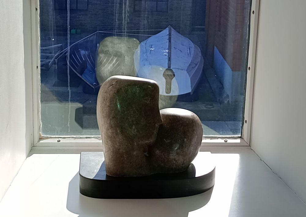 Weather Forecast 22 March: Gales. Cloudy with outbreaks of rain