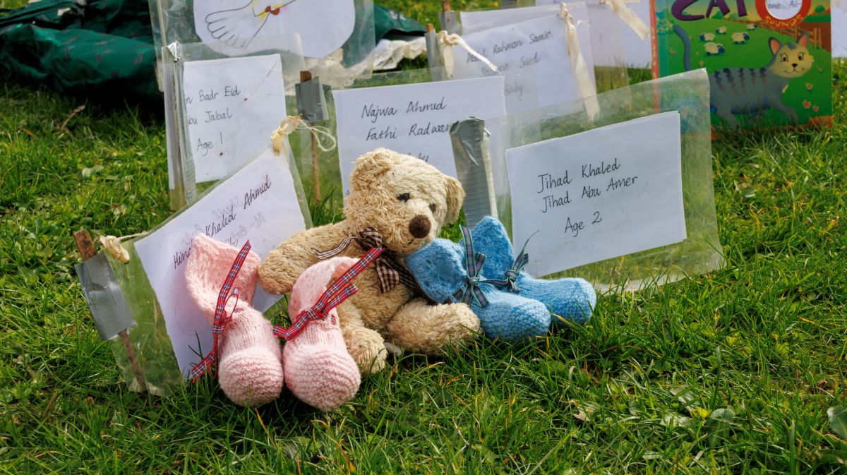 “Have you seen the parts of me scattered?”