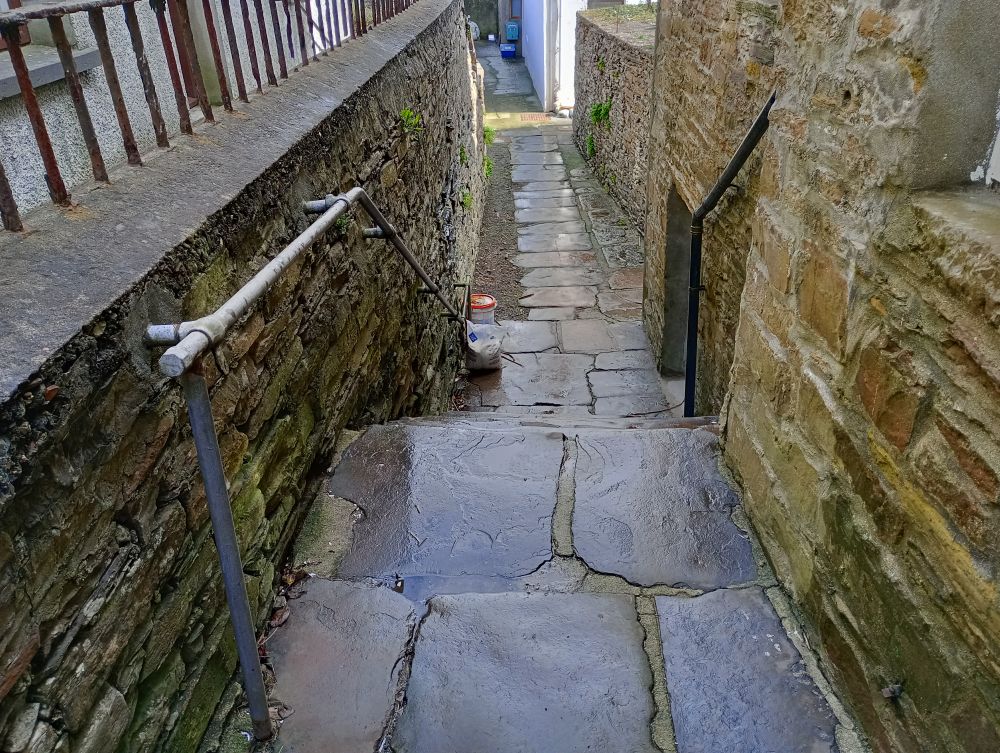 Lights Out for Historic Lanes and Closes