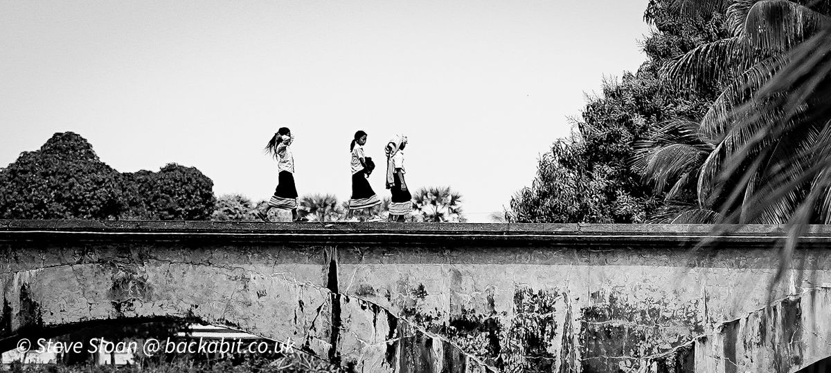 Travels in Laos :- Part 1 the tourist experience