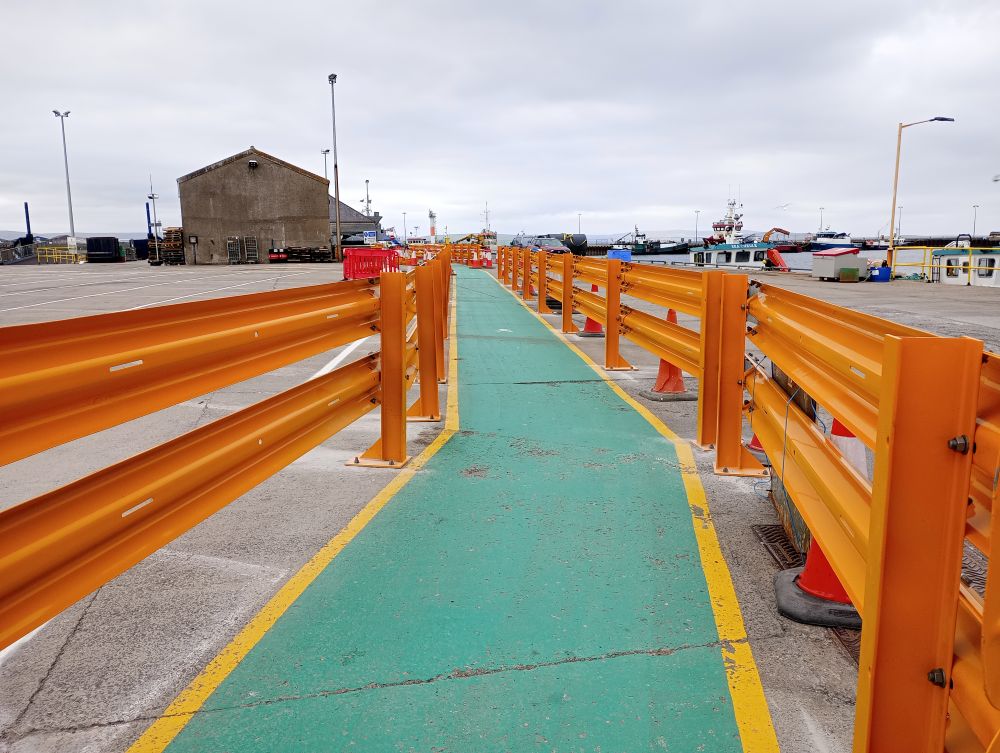 Weather Forecast 19 May: Dry on Monday. Sunny spells developing.