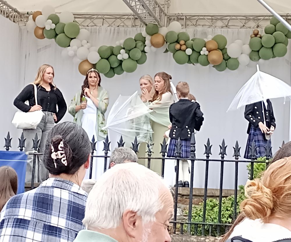 Weather Forecast 26 July : Sunny spells and scattered showers. Moderate to fresh winds.