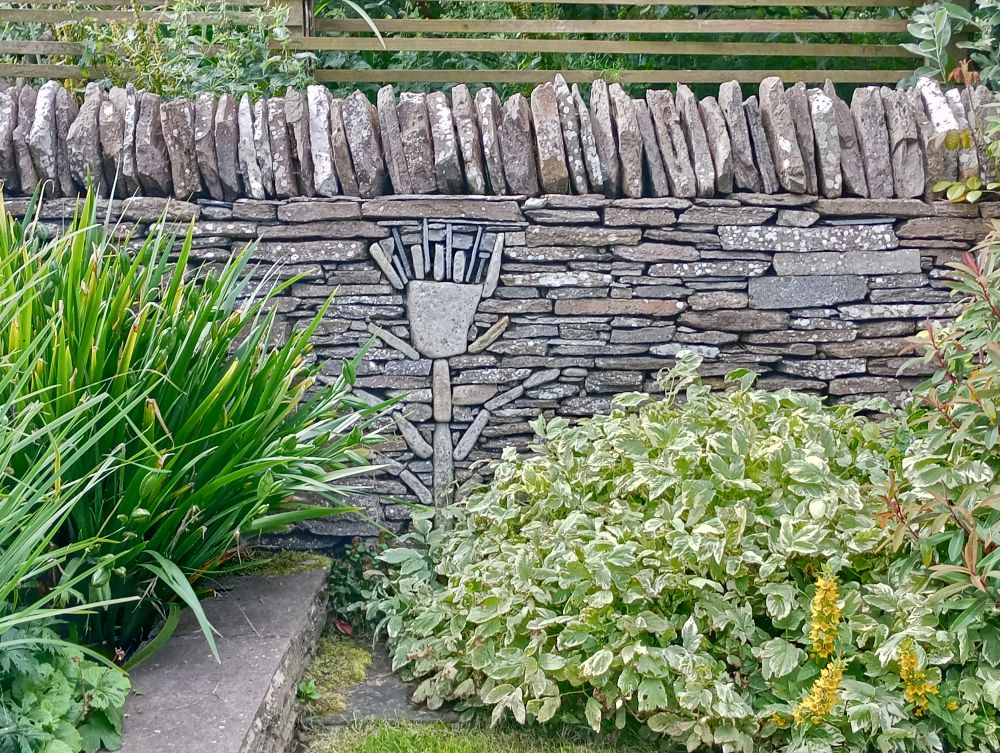 Weather Forecast 28 July : Mostly dry with sunny spells.