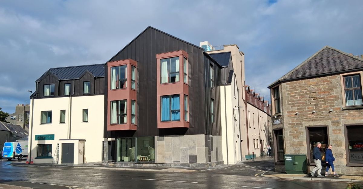 the front of the Albert Hotel