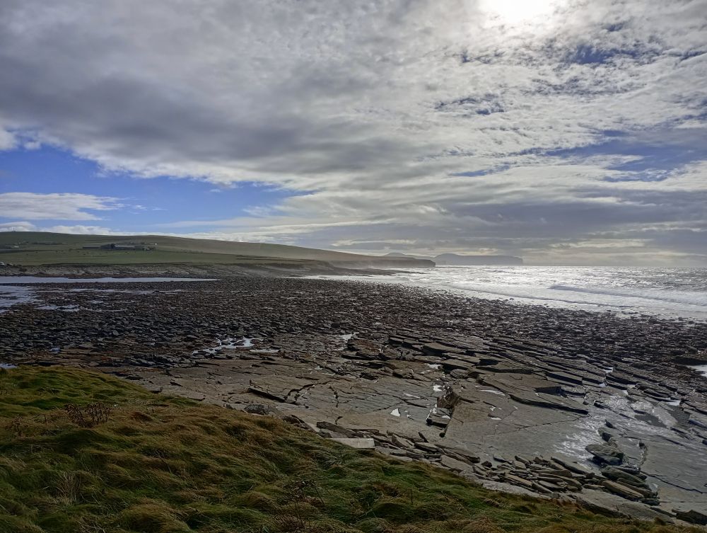 Weather Forecast 7 October : Mainly dry today with sunny intervals.