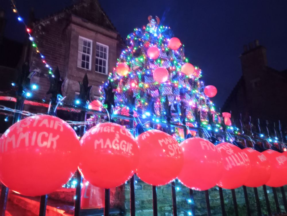 Weather Forecast 30 November : Isolated wintry showers, scattered south, becoming dry, bright by afternoon.