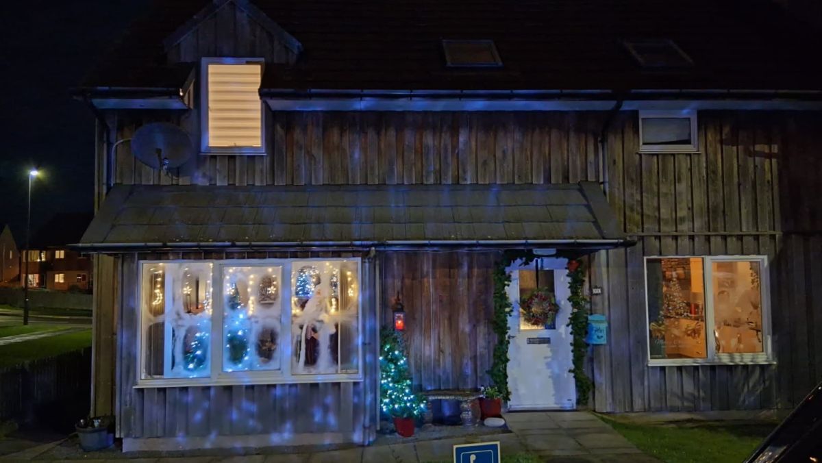 Weather Forecast 8 December: Rain clearing north with sunny spells developing on Monday.