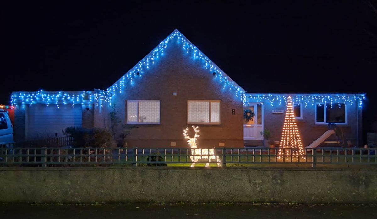 Weather Forecast 12 December : Dry and Sunny.