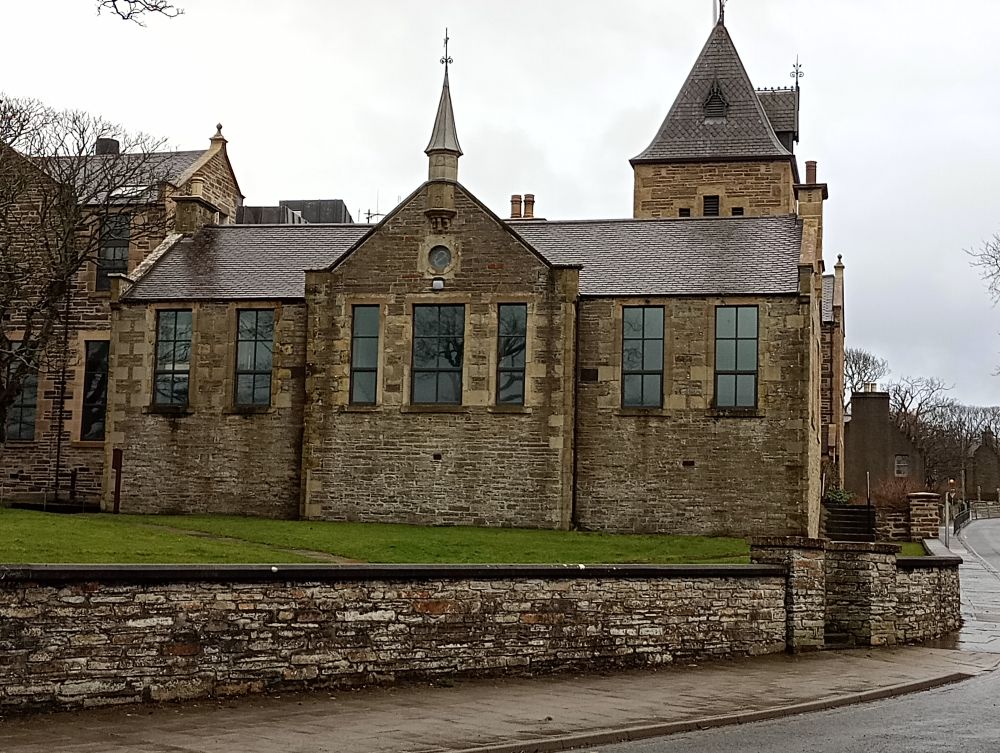 Weather Forecast 27 January : Cloudy with outbreaks of rain. Windy.