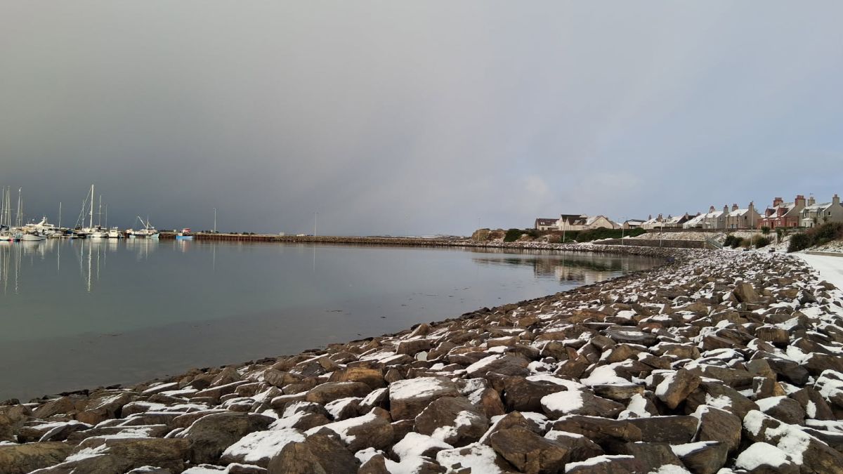 Weather Forecast 7 January :  Cloudier afternoon, evening rain for Orkney.