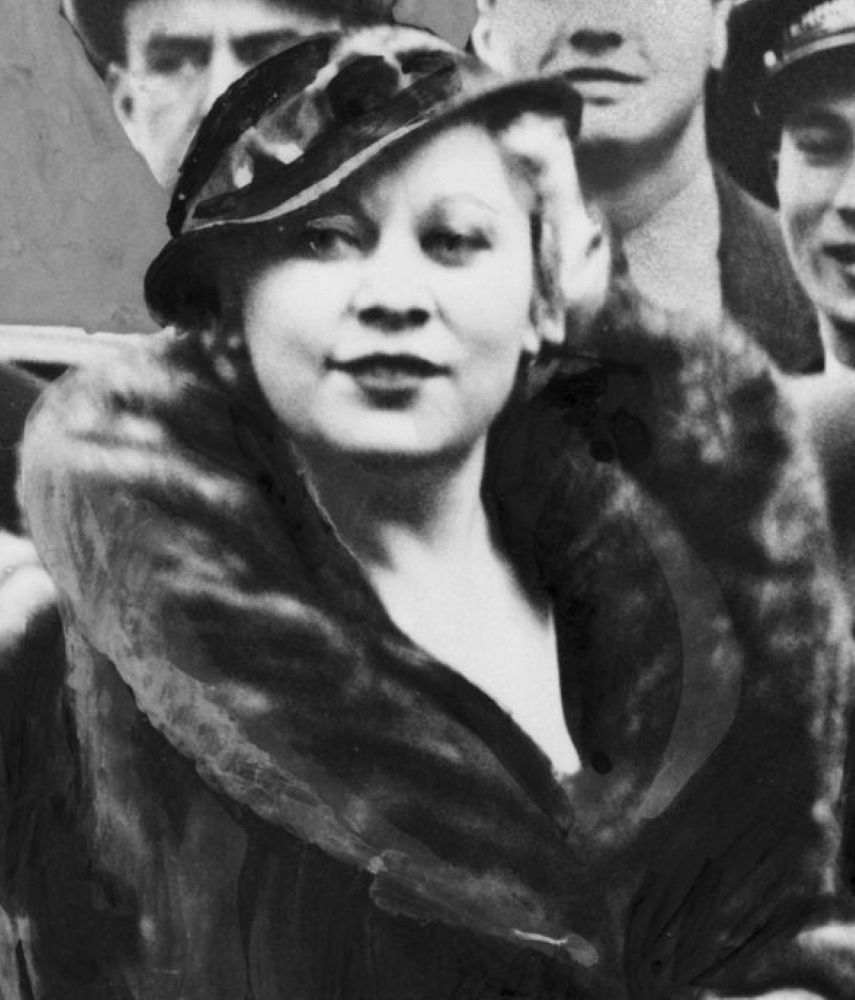 Mae West #OnThisDay