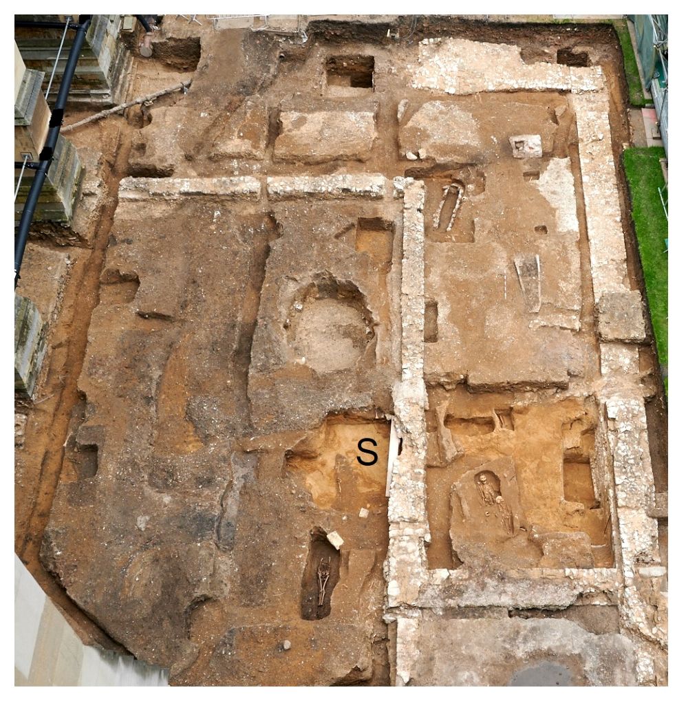Has the mystery of the Roman Sarcophagus in Westminster Abbey been solved ?